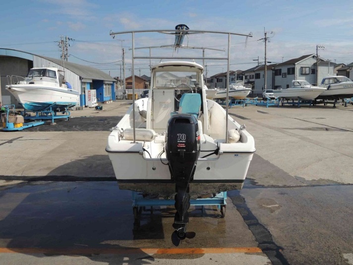 ニッサン WINGFISHER-21 スズキDF70（4サイクル70馬力） 新艇