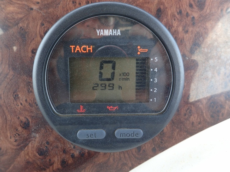 Bibian 比比昂- 21-985 YAMAHA/ヤマハ船外機用アワメーターDC12V